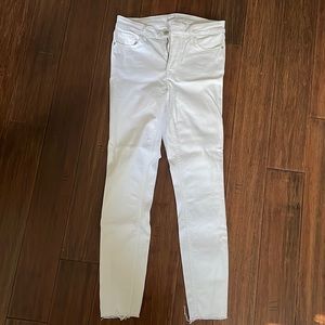 White Old Navy Skinny Jeans